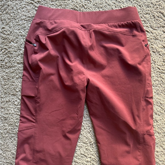 Eddie Bauer polyester/ Lycra hiking pants. Size 6. Awesome pants!!! - Picture 4 of 4